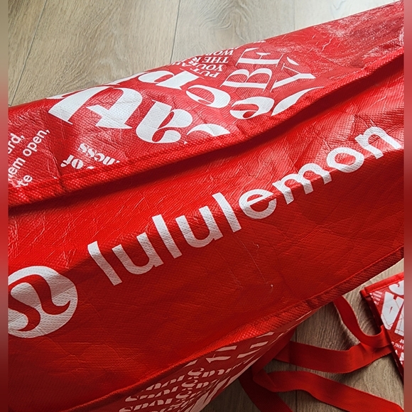 4/$45 - Lululemon reusable tote bags set of three - Picture 10 of 12